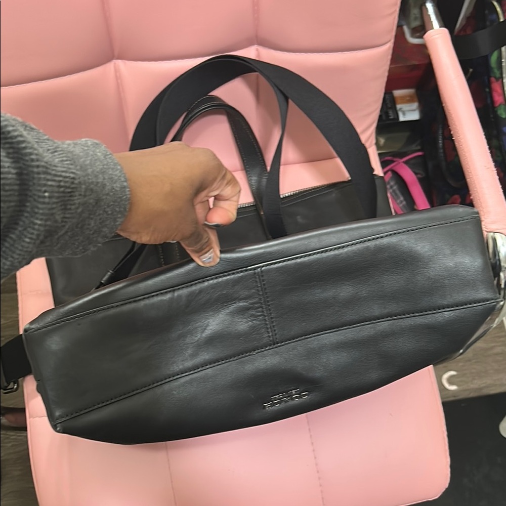 Coach Graham Foldover Crossbody Messenger Smooth Leather Black Bag. - Picture 4 of 16